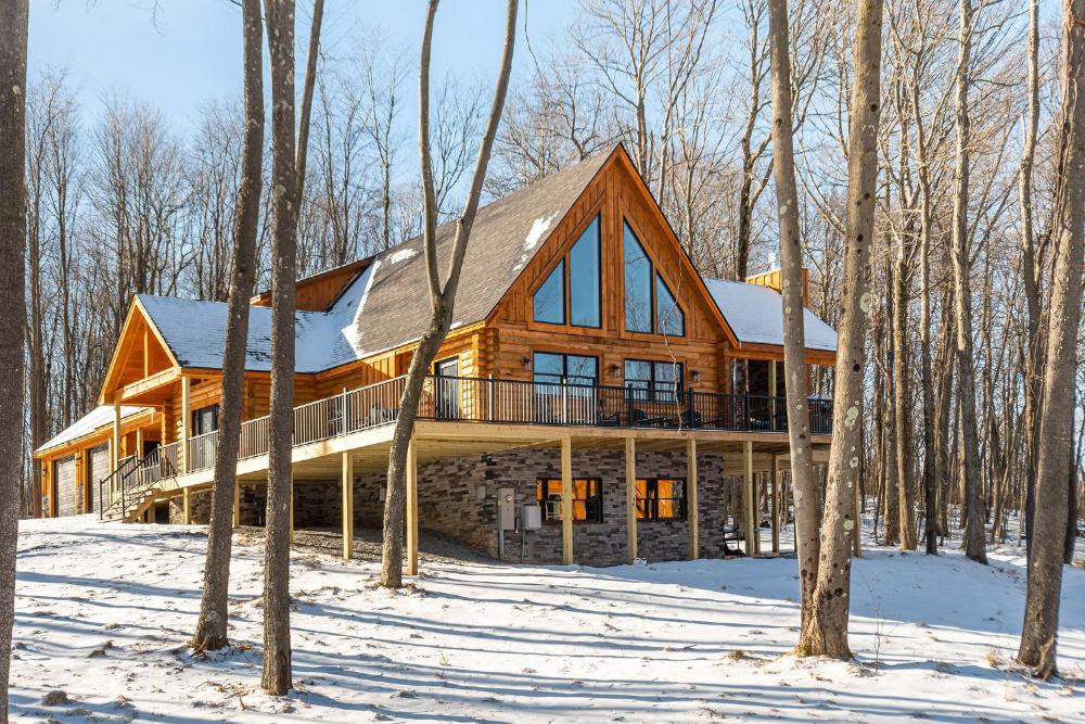 Honey Bear Hideaway
